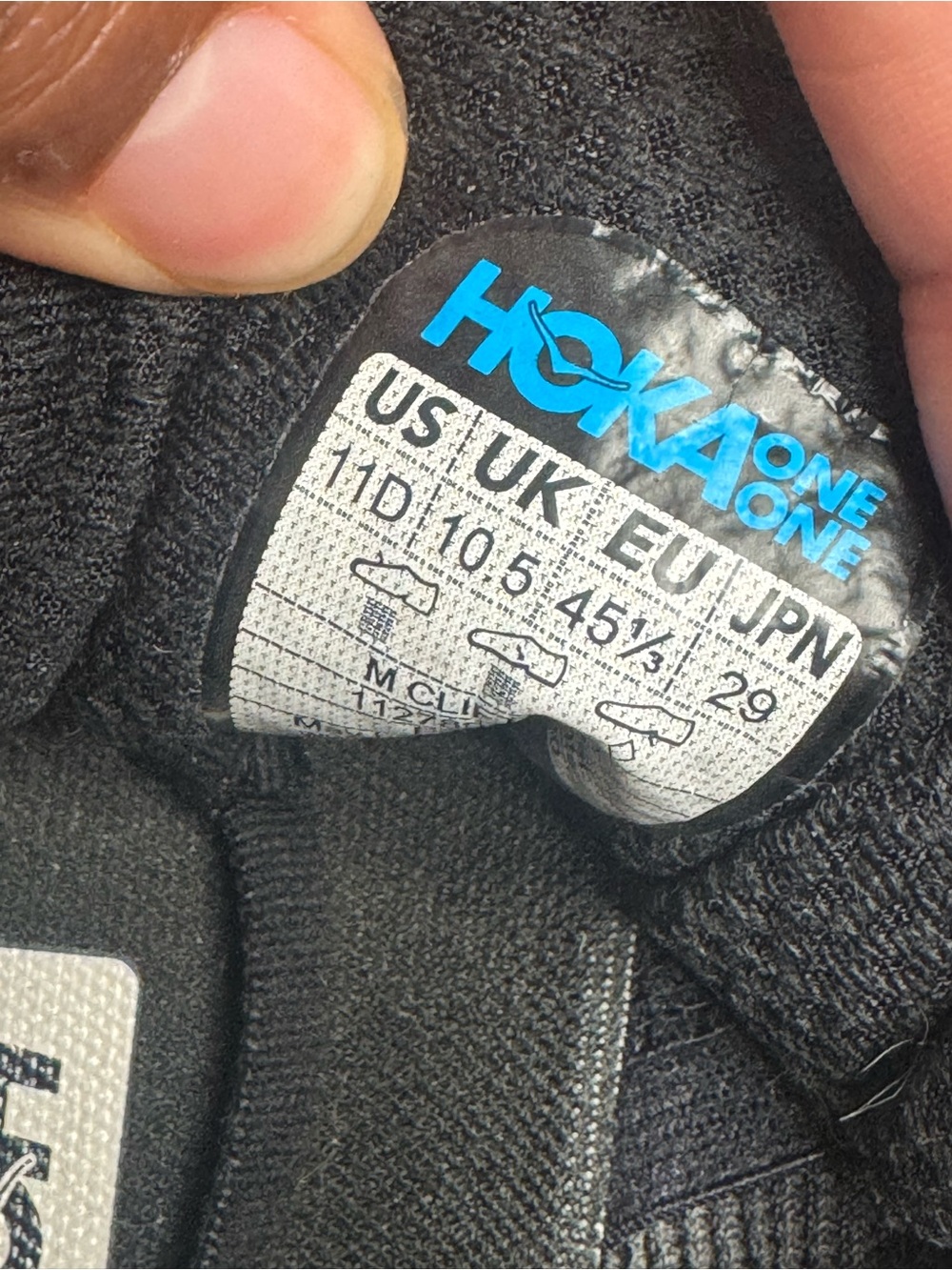 HOKA Clifton 9 running shoes All Black - Picture 2 of 6